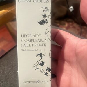Global Goddess Upgrade Complexion Face Primer - Cream